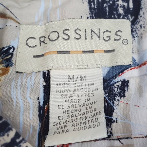 Crossings Hawaiian Button Down Size Medium - Picture 4 of 4